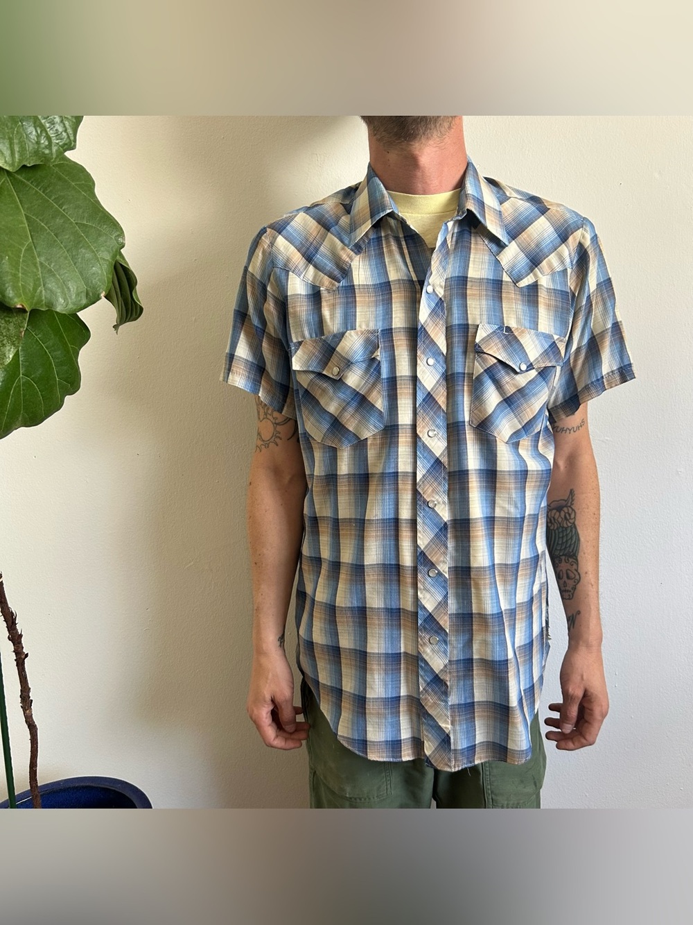 Vintage Short Sleeve Pearl Snap Shirt